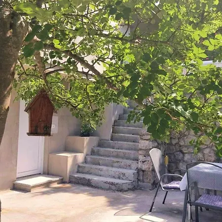Serene With Hot Tub Holiday home Crikvenica